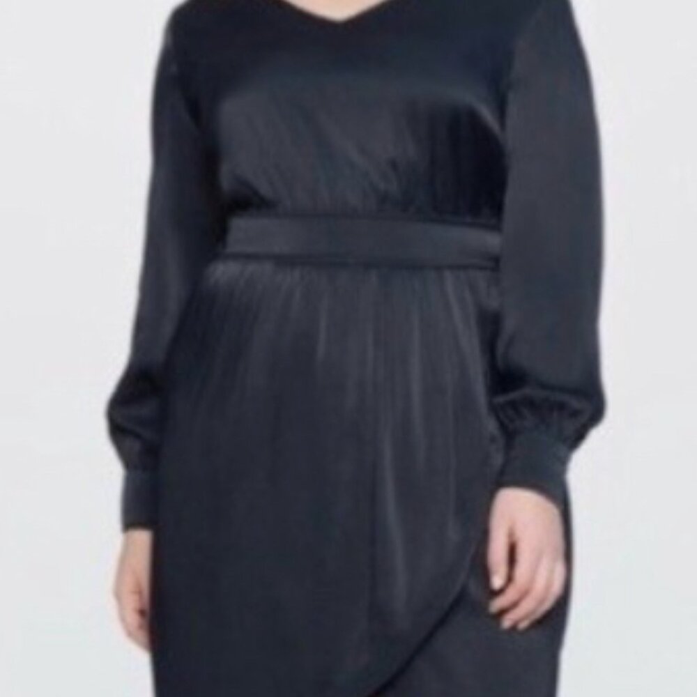 Slightly Worn Navy Blue Eloquii Satin faux wrap Midi dress Sz 18